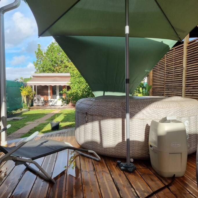 Charmant Studio D'Invite - Baie-Mahault Zewnętrze zdjęcie