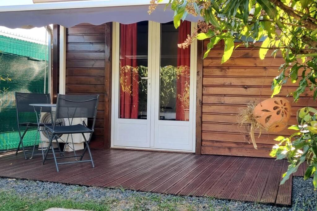 Charmant Studio D'Invite - Baie-Mahault Zewnętrze zdjęcie
